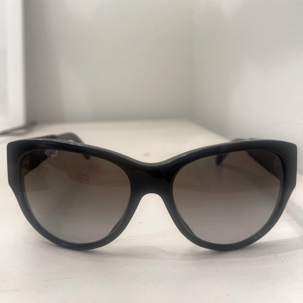 Vintage Black Burberry Sunglasses - Black Leather Stitching w/ Case